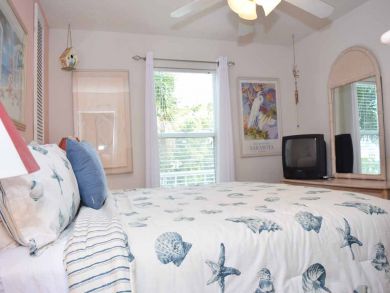Three Bedroom Holmes Beach Rental Community Pool